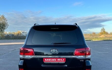 Toyota Land Cruiser 200, 2016 год, 5 600 000 рублей, 14 фотография