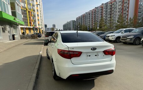 KIA Rio III рестайлинг, 2015 год, 530 000 рублей, 4 фотография