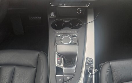 Audi A4, 2019 год, 2 950 000 рублей, 15 фотография