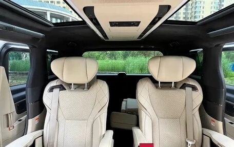 Toyota Vellfire, 2025 год, 14 000 000 рублей, 11 фотография