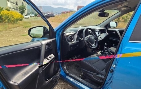 Toyota RAV4, 2015 год, 1 600 000 рублей, 9 фотография