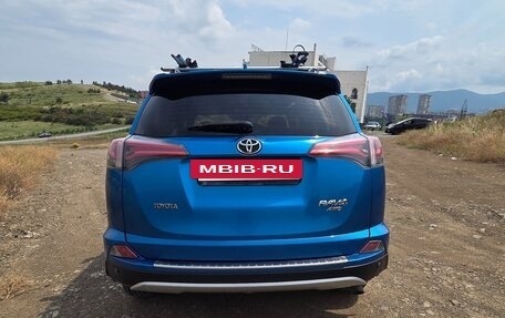 Toyota RAV4, 2015 год, 1 600 000 рублей, 4 фотография