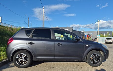 KIA cee'd I рестайлинг, 2009 год, 600 000 рублей, 2 фотография