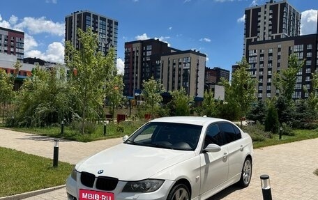 BMW 3 серия, 2006 год, 630 000 рублей, 3 фотография