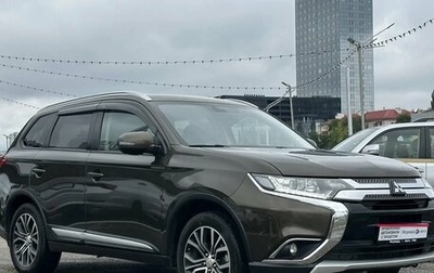 Mitsubishi Outlander III рестайлинг 3, 2017 год, 1 615 000 рублей, 1 фотография