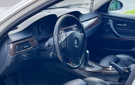 BMW 3 серия, 2006 год, 630 000 рублей, 12 фотография
