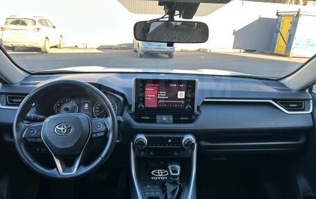 Toyota RAV4, 2020 год, 3 480 000 рублей, 14 фотография