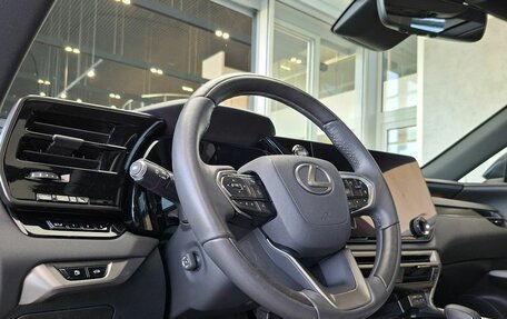 Lexus RX IV рестайлинг, 2023 год, 9 499 000 рублей, 16 фотография