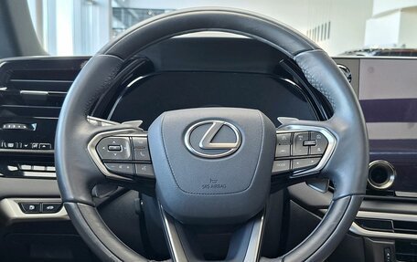 Lexus RX IV рестайлинг, 2023 год, 9 499 000 рублей, 20 фотография