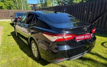 Toyota Camry, 2018 год, 2 600 000 рублей, 5 фотография