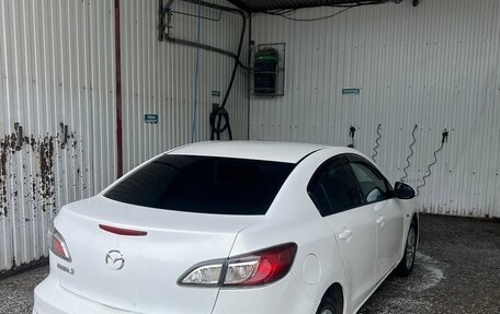 Mazda 3, 2011 год, 650 000 рублей, 2 фотография
