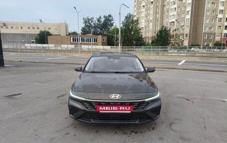 Hyundai Elantra, 2023 год, 1 800 000 рублей, 19 фотография