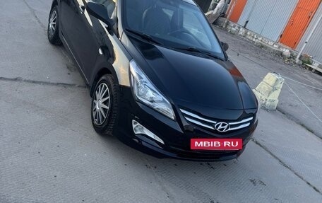 Hyundai Solaris II рестайлинг, 2016 год, 650 000 рублей, 2 фотография