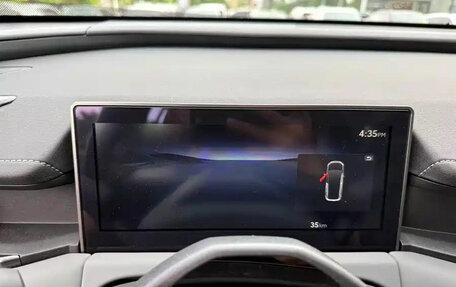 Toyota RAV4, 2025 год, 4 100 000 рублей, 9 фотография