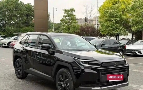 Toyota RAV4, 2025 год, 4 100 000 рублей, 3 фотография