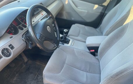 Volkswagen Passat B6, 2007 год, 650 000 рублей, 11 фотография