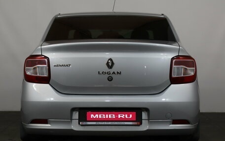 Renault Logan II, 2018 год, 649 000 рублей, 5 фотография