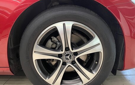 Mercedes-Benz E-Класс, 2019 год, 2 850 000 рублей, 22 фотография
