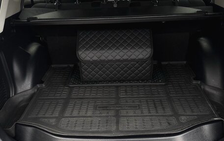 Toyota RAV4, 2013 год, 2 050 000 рублей, 21 фотография