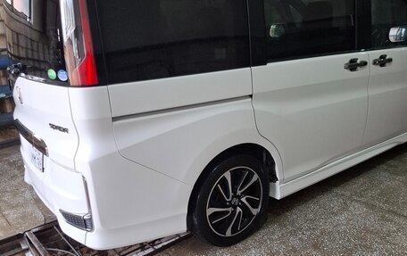 Honda Stepwgn IV, 2016 год, 1 750 000 рублей, 4 фотография