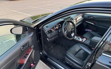 Toyota Camry, 2014 год, 1 630 000 рублей, 9 фотография
