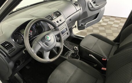 Skoda Fabia II, 2011 год, 576 000 рублей, 8 фотография
