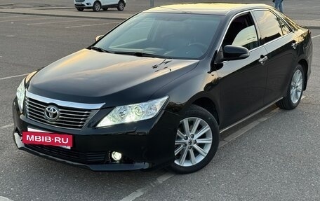 Toyota Camry, 2014 год, 1 630 000 рублей, 2 фотография