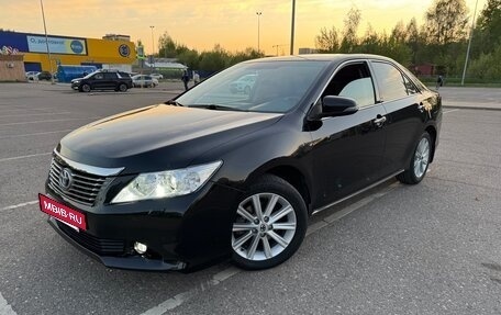 Toyota Camry, 2014 год, 1 630 000 рублей, 7 фотография