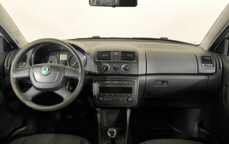 Skoda Fabia II, 2011 год, 576 000 рублей, 13 фотография