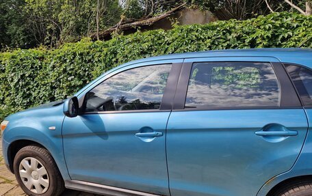 Mitsubishi ASX I рестайлинг, 2010 год, 650 000 рублей, 2 фотография