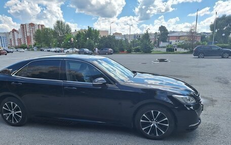 Toyota Crown, 2019 год, 3 500 000 рублей, 3 фотография