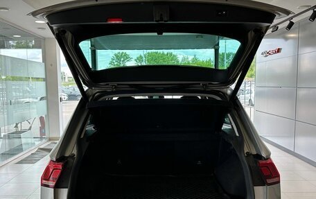 Volkswagen Tiguan II, 2019 год, 2 377 000 рублей, 17 фотография