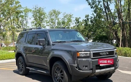 Toyota Land Cruiser Prado, 2024 год, 9 826 500 рублей, 2 фотография