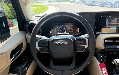 Toyota Land Cruiser Prado, 2024 год, 9 826 500 рублей, 9 фотография
