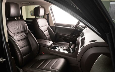 Volkswagen Touareg III, 2016 год, 3 299 000 рублей, 11 фотография