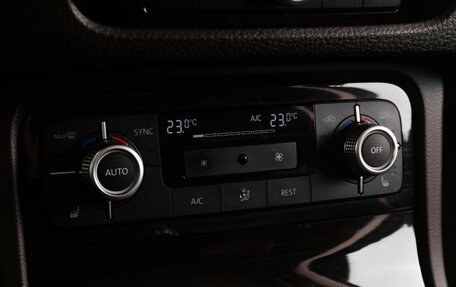 Volkswagen Touareg III, 2016 год, 3 299 000 рублей, 15 фотография