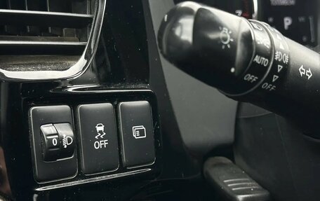 Mitsubishi Outlander III рестайлинг 3, 2017 год, 1 615 000 рублей, 10 фотография