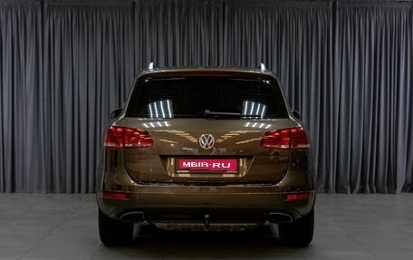 Volkswagen Touareg III, 2012 год, 2 099 000 рублей, 4 фотография