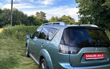Mitsubishi Outlander III рестайлинг 3, 2008 год, 1 100 000 рублей, 2 фотография