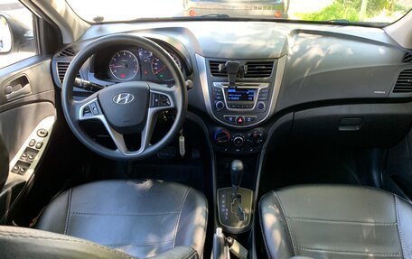 Hyundai Solaris II рестайлинг, 2015 год, 925 000 рублей, 6 фотография