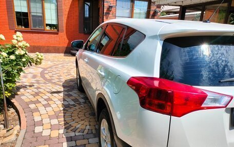 Toyota RAV4, 2013 год, 1 700 000 рублей, 5 фотография