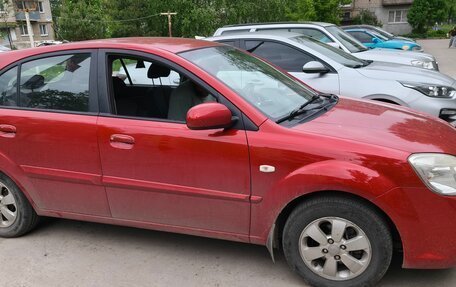 KIA Rio II, 2011 год, 650 000 рублей, 3 фотография