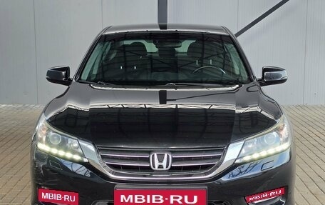 Honda Accord IX рестайлинг, 2013 год, 1 190 000 рублей, 2 фотография
