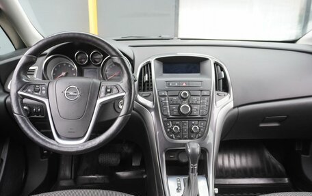 Opel Astra J, 2013 год, 950 000 рублей, 13 фотография