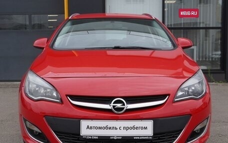 Opel Astra J, 2013 год, 950 000 рублей, 2 фотография