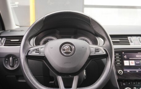 Skoda Octavia, 2018 год, 2 000 000 рублей, 17 фотография