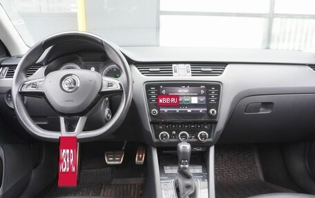 Skoda Octavia, 2018 год, 2 000 000 рублей, 16 фотография