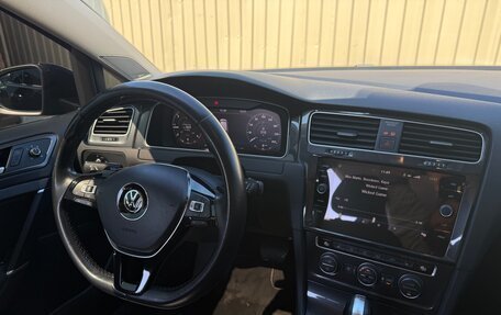 Volkswagen Golf VII, 2019 год, 2 700 000 рублей, 6 фотография