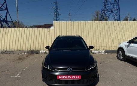 Volkswagen Golf VII, 2019 год, 2 700 000 рублей, 9 фотография