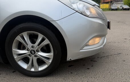 Hyundai Sonata VI, 2011 год, 989 000 рублей, 8 фотография